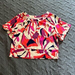 J Dow Fitness : Cropped Athletic Tee - Large